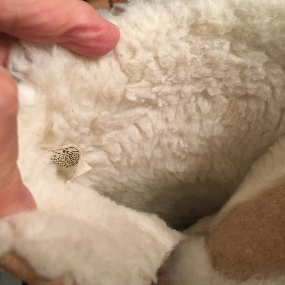 Sz5 ROXY “black diamond low” Tan suede Leather w/faux shearling. Velcro closure. - Picture 6 of 6